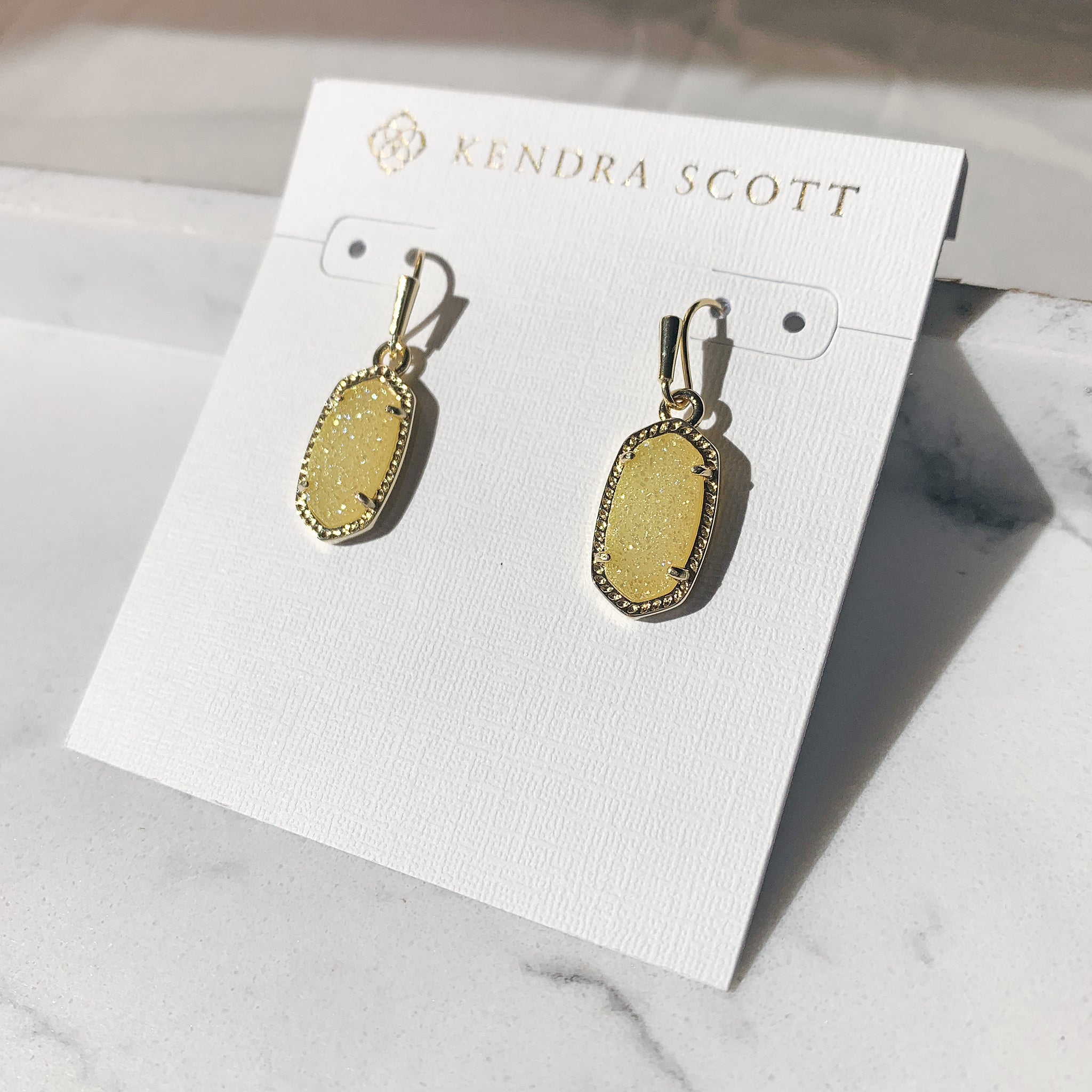 Kendra Scott Lee Oval Dangle Earrings in Light Yellow Drusy and Gold