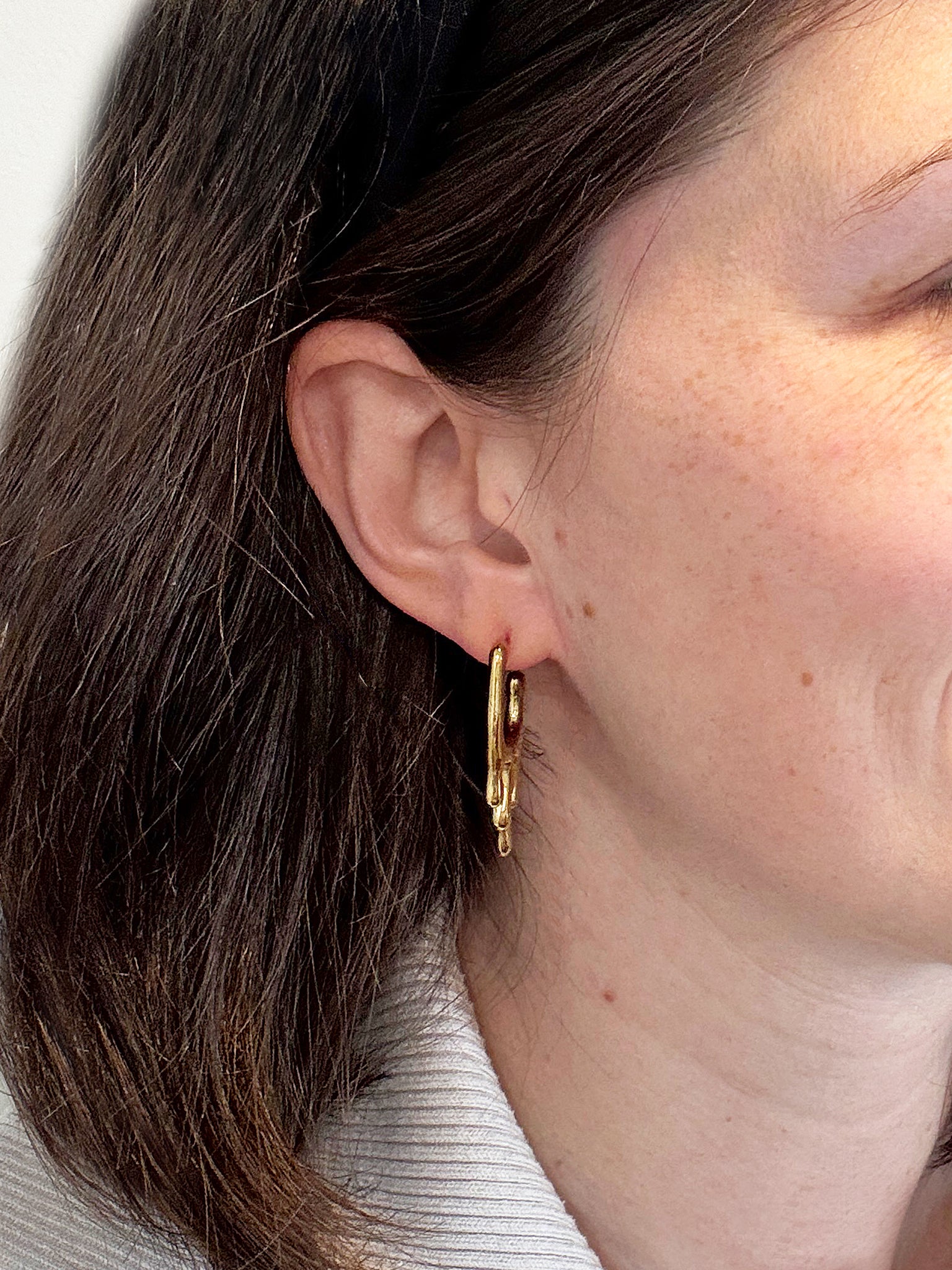 Peter and June Drip Drop Hoop Earrings in Polished 18k Gold Plated