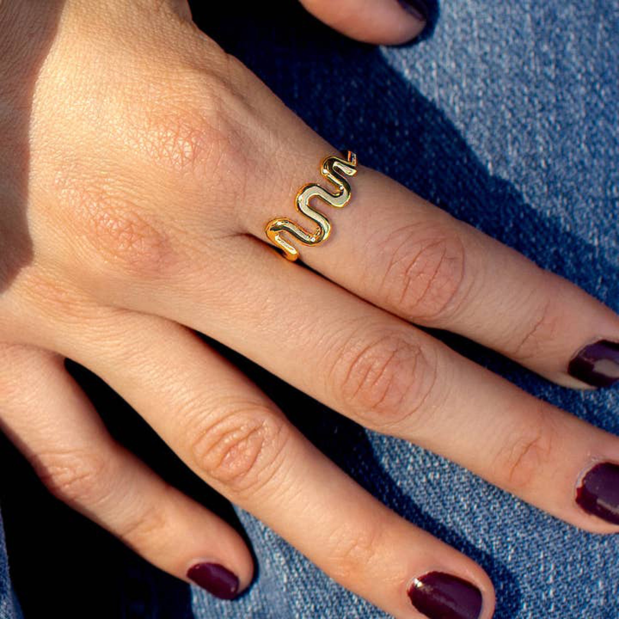 Peter and June Alma Wavy Adjustable Band Ring in Polished 18k Gold Plated