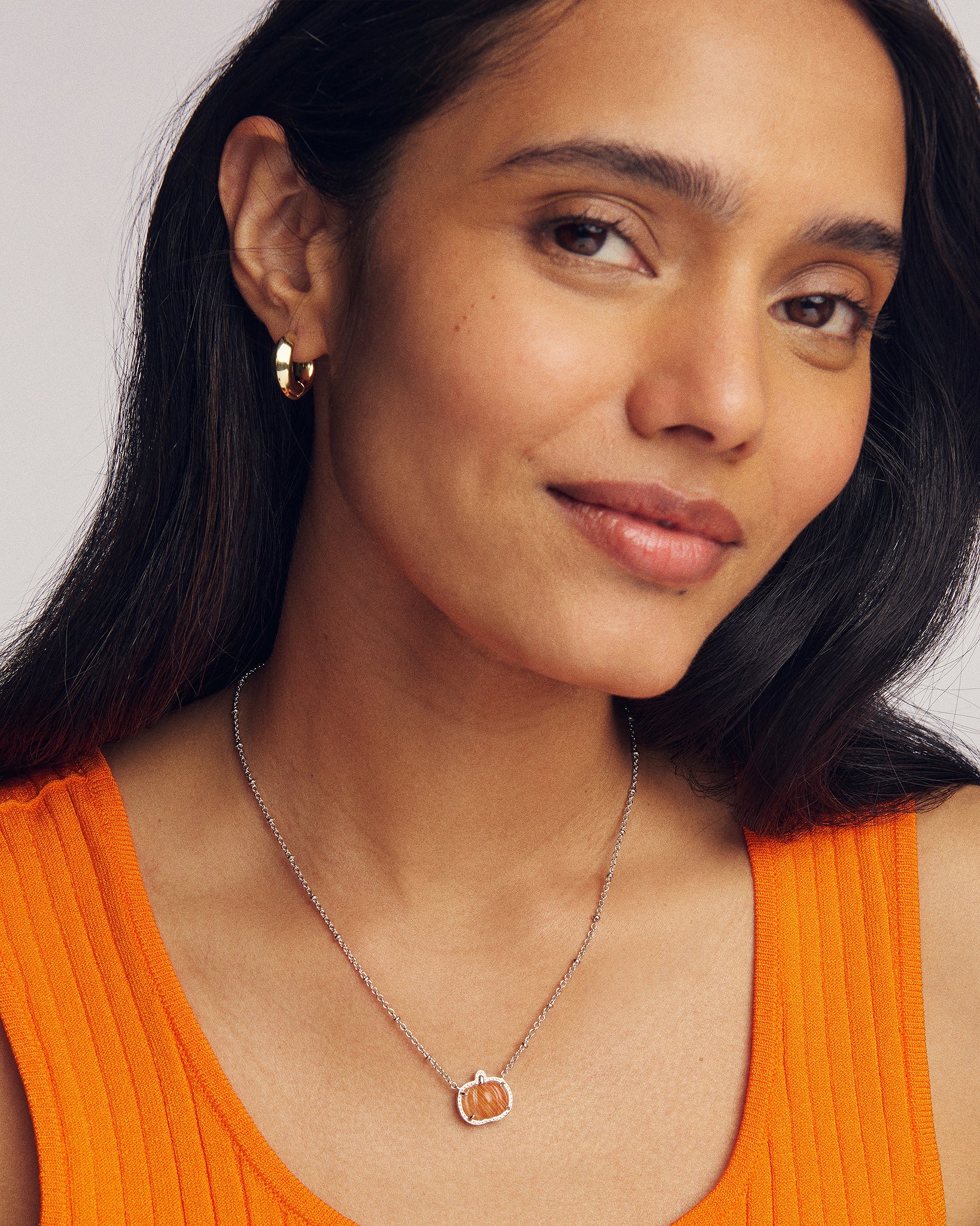 Kendra Scott Pumpkin Short Pendant Necklace in Orange Banded Agate and Gold