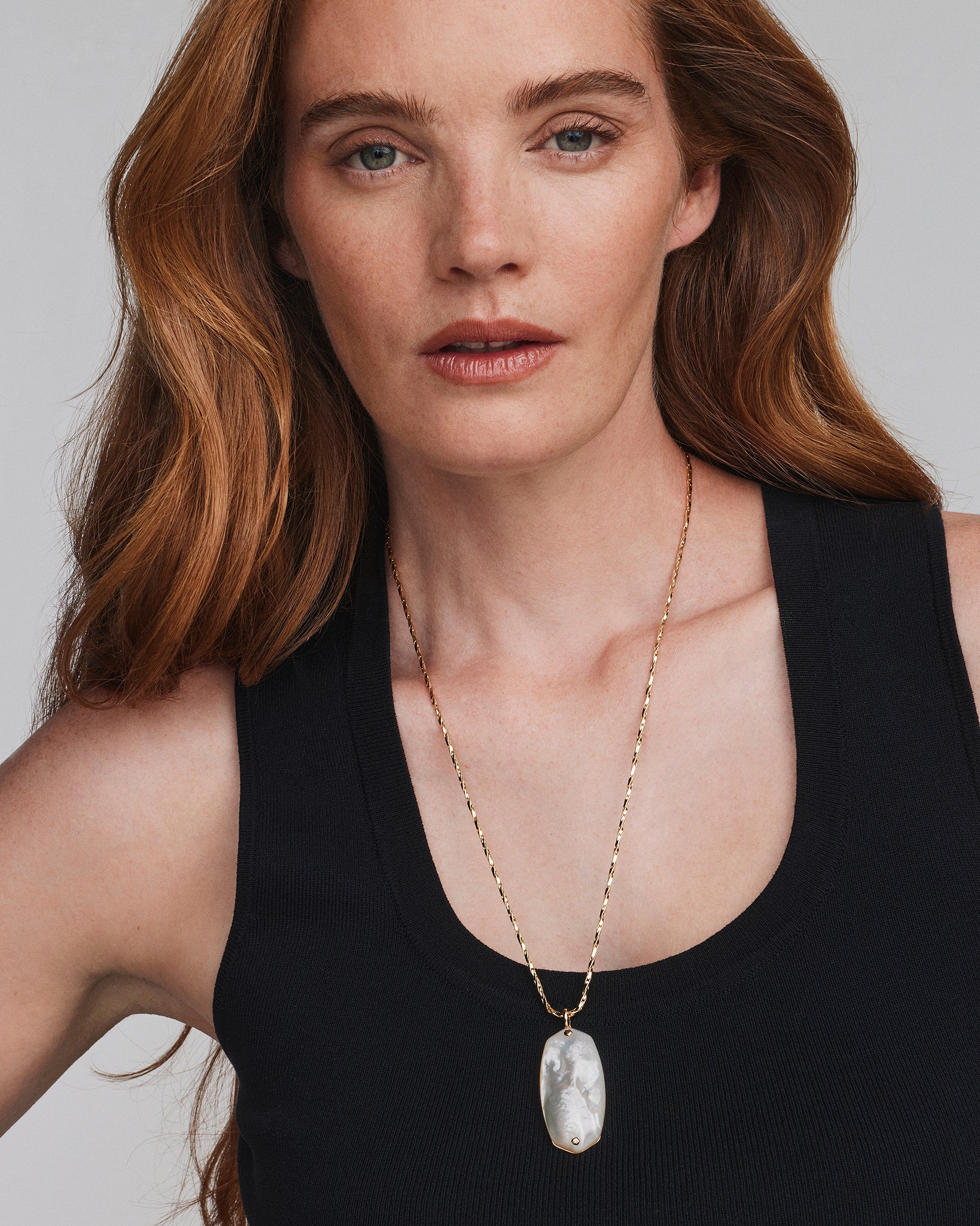 Kendra Scott Danielle Riveted Reversible Long Pendant Necklace in Ivory Mother of Pearl and Gold