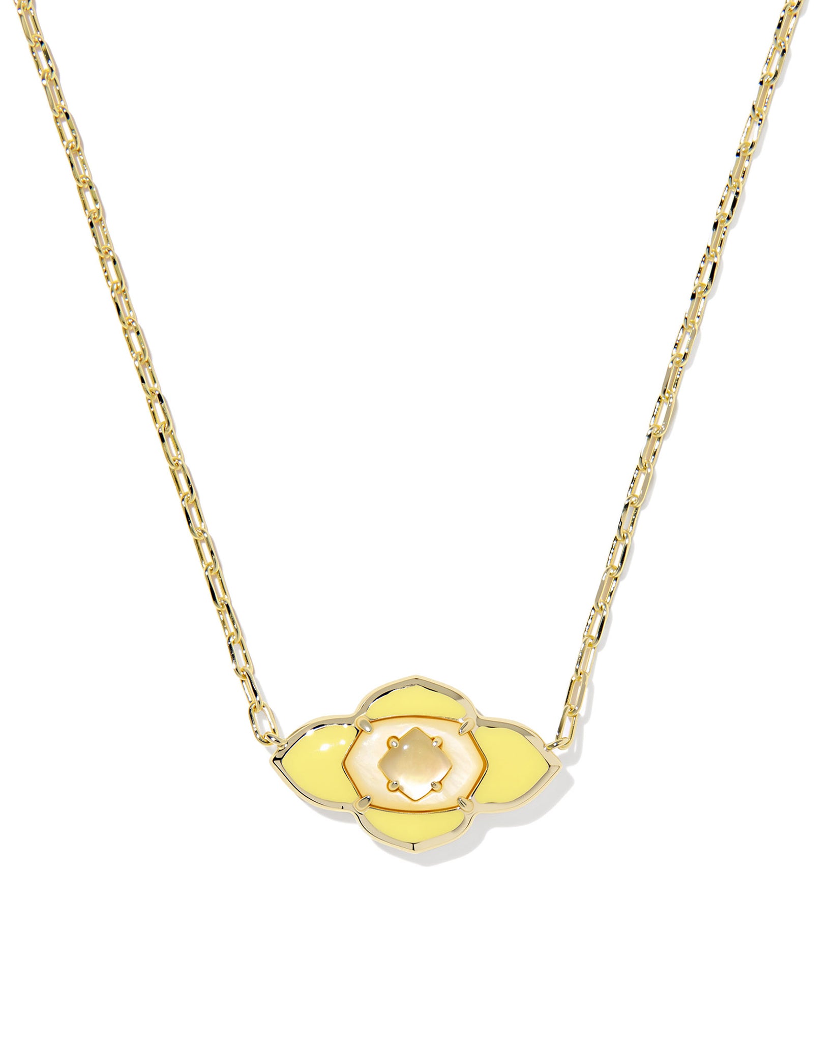 Kendra Scott Abbie Medallion Short Pendant Necklace in Yellow Mix and Gold Plated