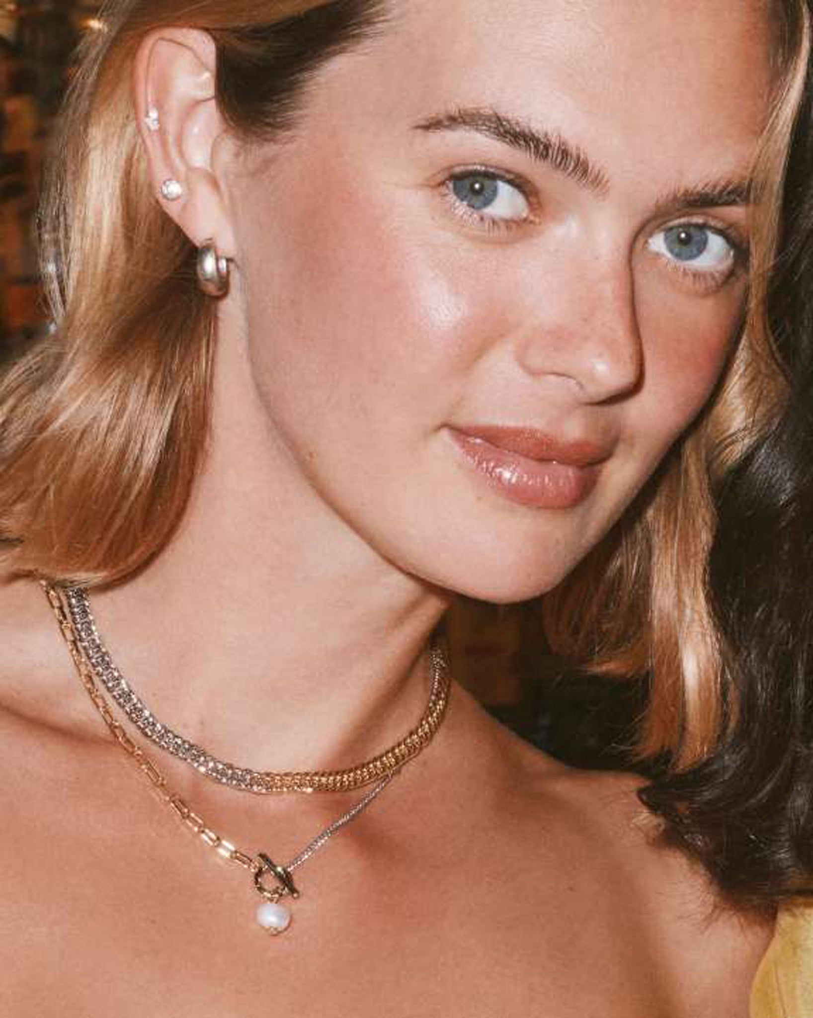 Kendra Scott Gabriella Set of Two Huggie Hoop Earrings in Mixed Metal Gold and Rhodium Plated