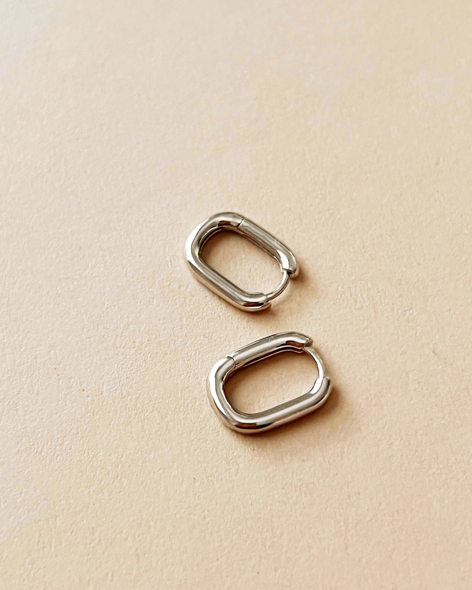 Luv Aj Chain Link Huggie Hoop Earrings in Rhodium Silver Plated