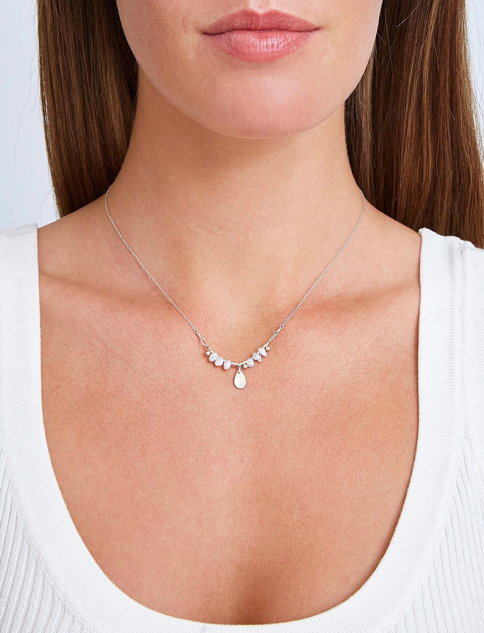 Chan Luu Tiara Pearl Pendant Necklace in Light Grey Pearl and Silver