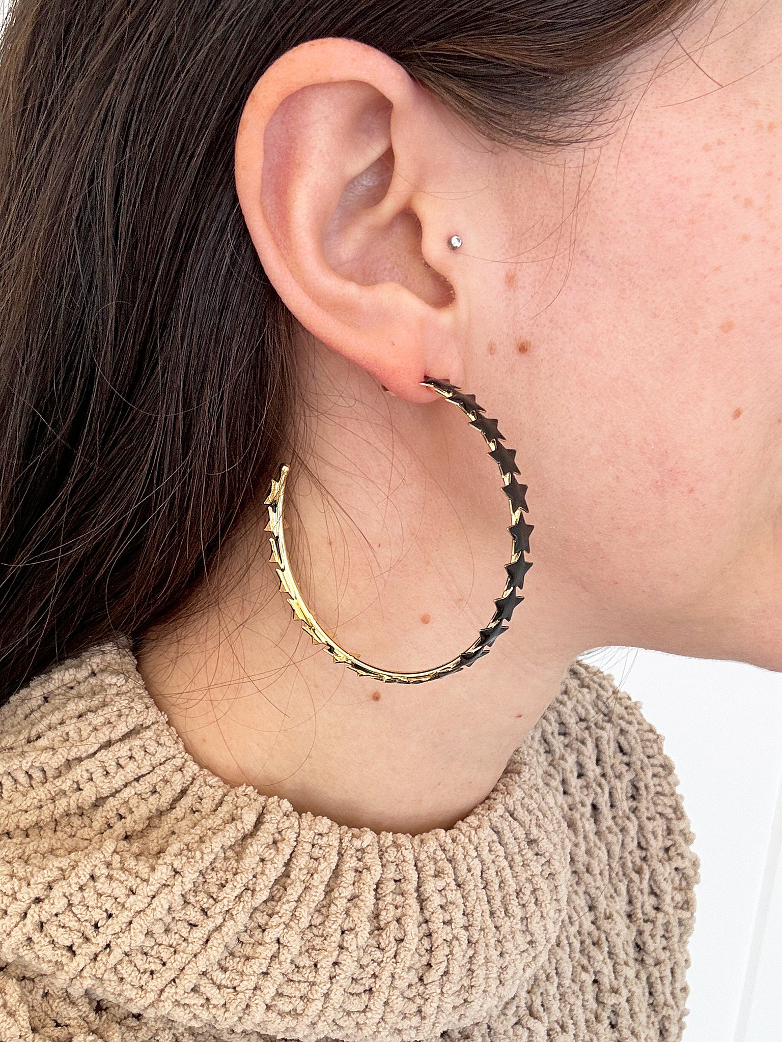 Sheila Fajl Small Corona Star Hoops in Black Resin and Gold Plated